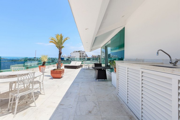 Beachfront penthouse in Copacabana - Cop005