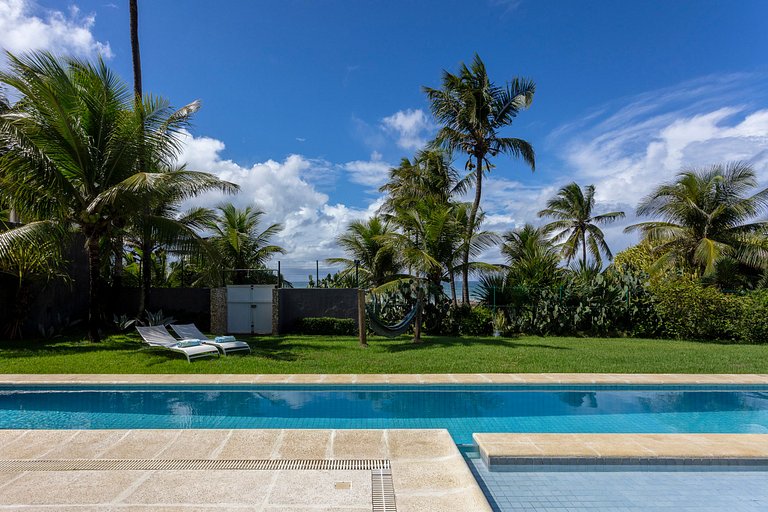 Beachfront villa in Salvador - Ssa001