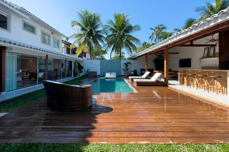 Beautiful Mansion in Barra da Tijuca - Bar010