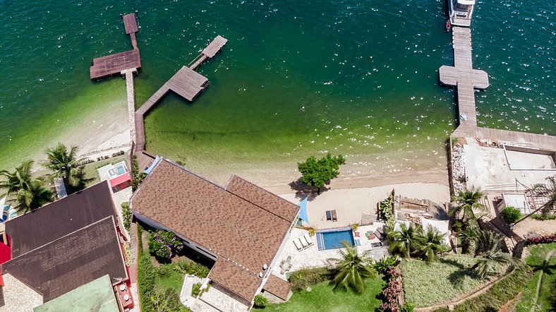 Bela mansão de 9 suites frente mar em Angra dos Reis - Ang00