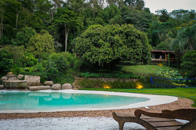 Bella casa con piscina a Serra do Rio - Ita006