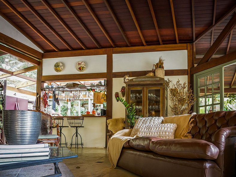 Bella casa con piscina a Serra do Rio - Ita006