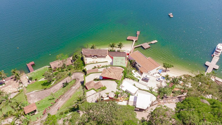 Belle villa en bord de mer à Angra dos Reis avec 9 Suites -