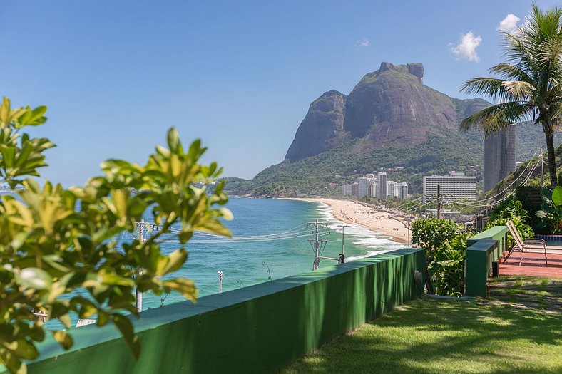 Casa com vista para o mar em São Conrado - Sco003