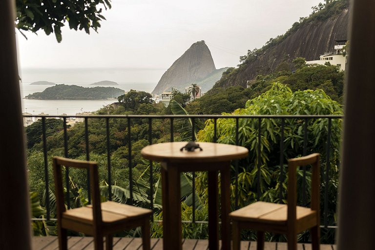 Casa estilosa de luxo em Santa Teresa - San005