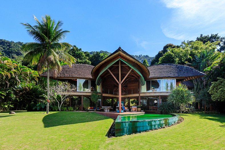 Casa Folha - Mansão de luxo em Angra dos Reis - Ang004