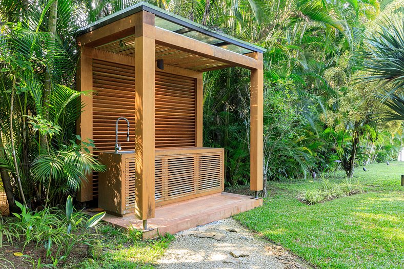 Casa Folha - Mansão de luxo em Angra dos Reis - Ang004