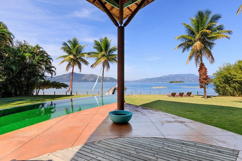 Casa Folha - Mansão de luxo em Angra dos Reis - Ang004