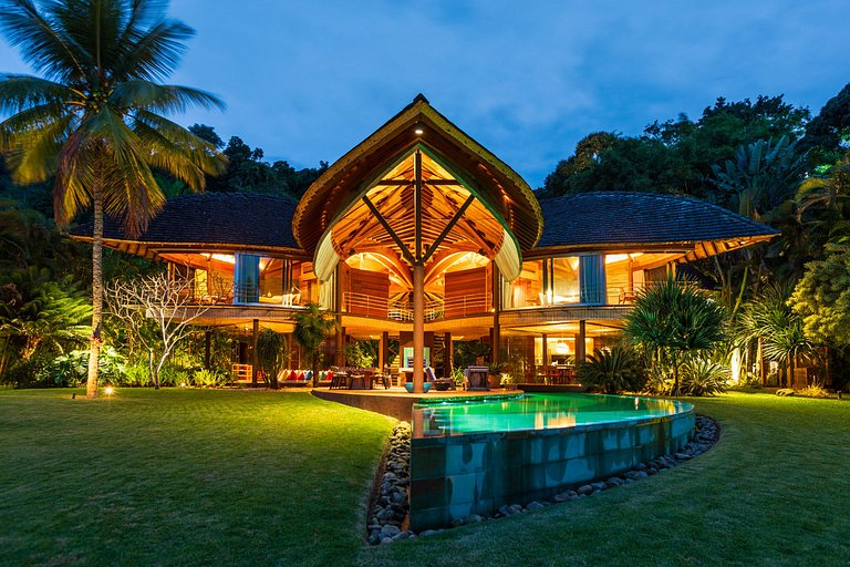 Casa Folha - Mansão de luxo em Angra dos Reis - Ang004