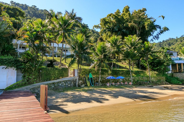 Casa frente al mar en Angra dos Reis - Ang005