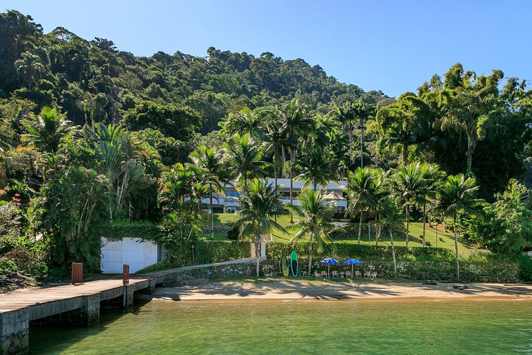 Casa frente al mar en Angra dos Reis - Ang005