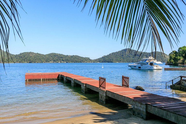 Casa fronte mare ad Angra dos Reis - Ang005