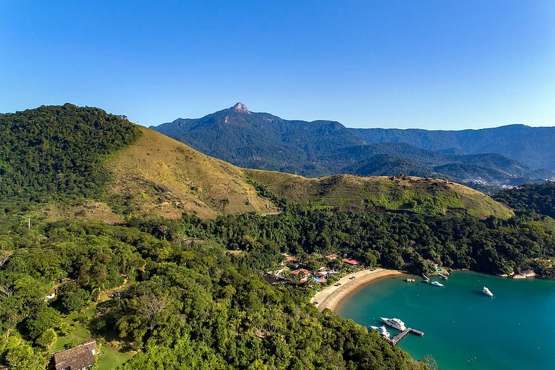 Casa in cima alla collina ad Angra dos Reis - Ang015