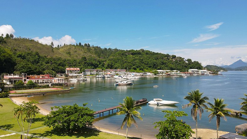 Casa junto al mar en Angra dos Reis - Ang028