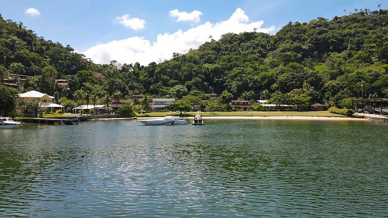 Casa junto al mar en Angra dos Reis - Ang028