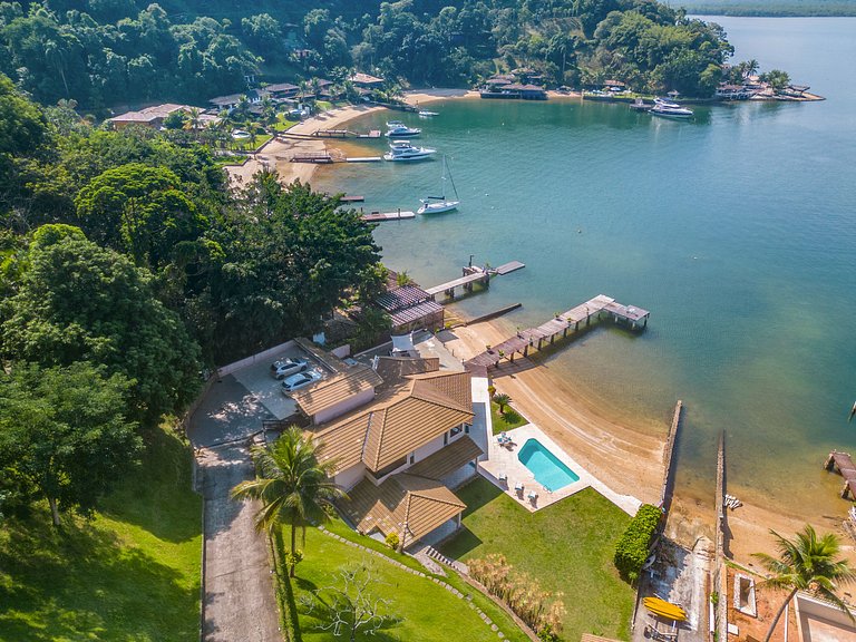 Casa na areia em Angra dos Reis - Ang023