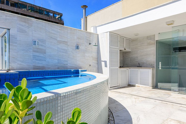 Cobertura Duplex com Piscina em Ipanema - Ipa018