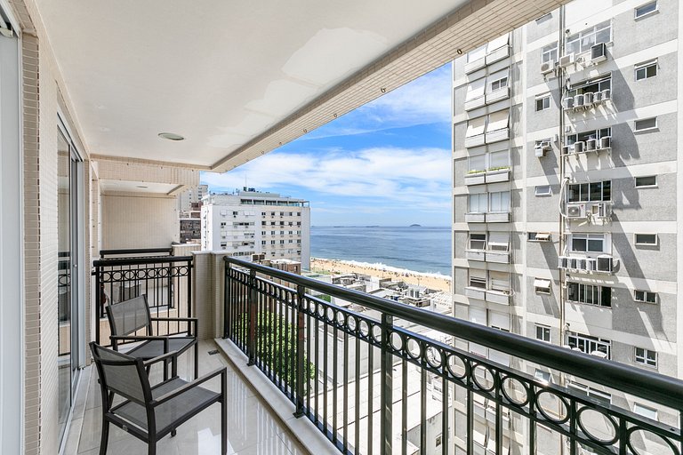 Exclusive 2-Bedroom Apartment in Ipanema - Ipa015