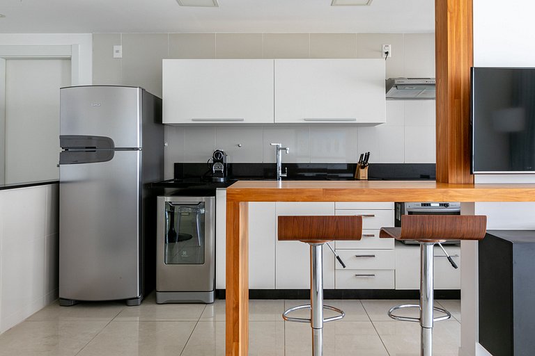 Exclusive 2-Bedroom Apartment in Ipanema - Ipa015