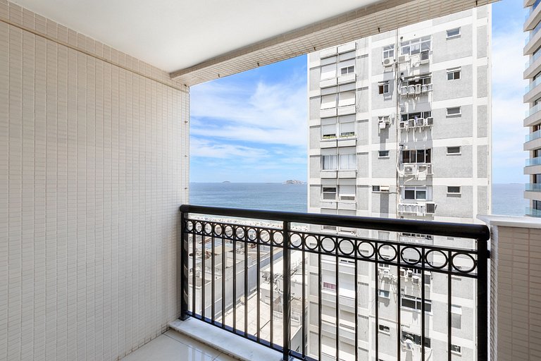 Exclusive 2-Bedroom Apartment in Ipanema - Ipa015