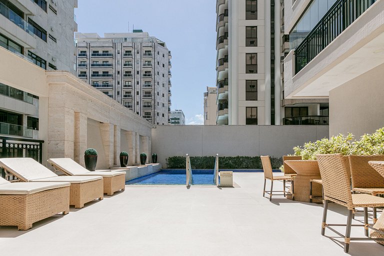 Exclusive 2-Bedroom Apartment in Ipanema - Ipa015