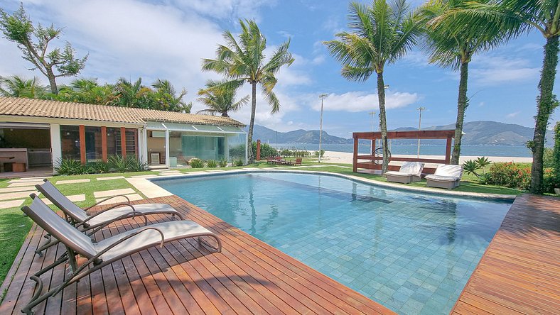 Fabulous villa oceanfront in Mangaratiba - Man002