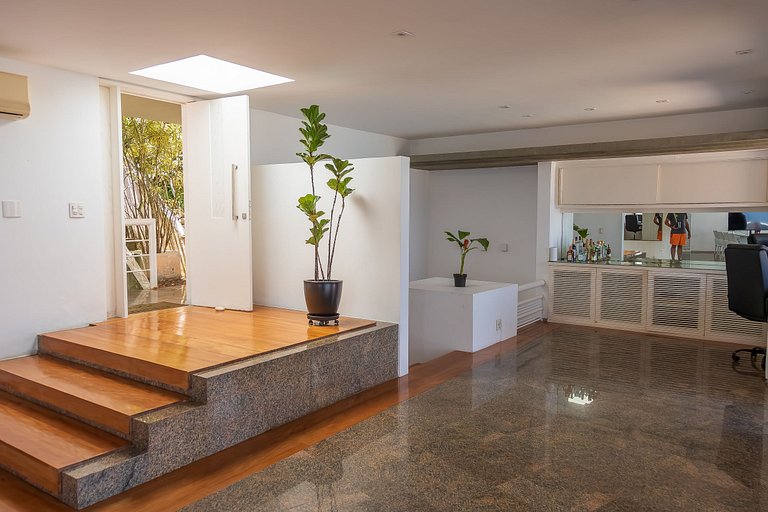 Fabulous villa with views in São Conrado - Sco007