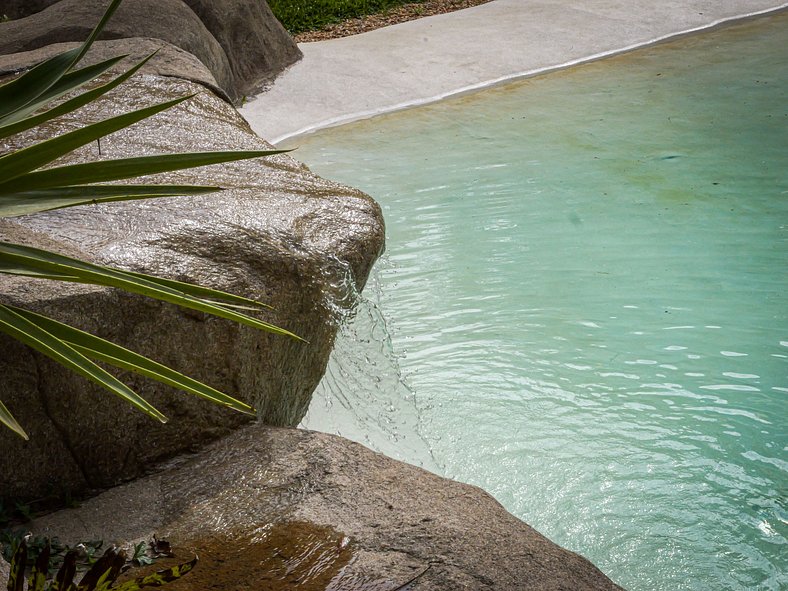 Hermosa casa con piscina en Serra do Rio - Ita006