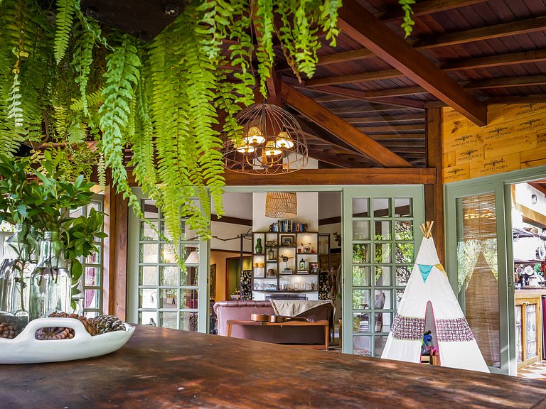 Hermosa casa con piscina en Serra do Rio - Ita006