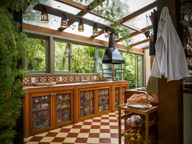 Hermosa casa con piscina en Serra do Rio - Ita006