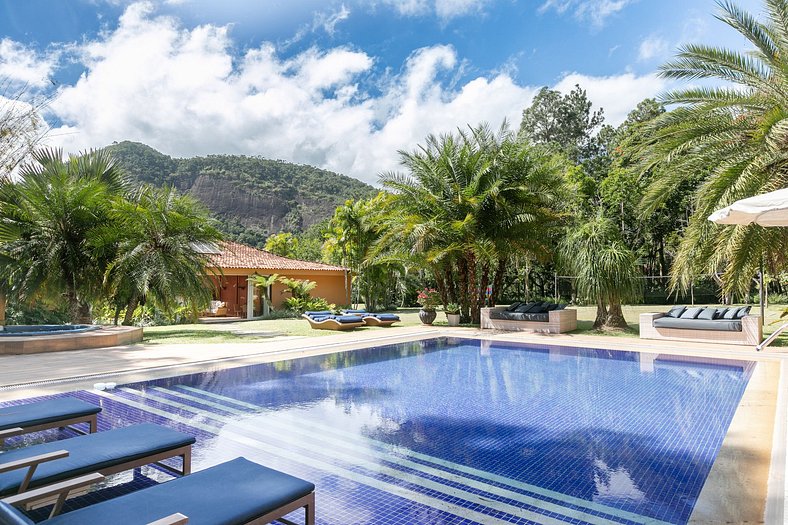 Hermosa villa de lujo en Itaipava - Ita004