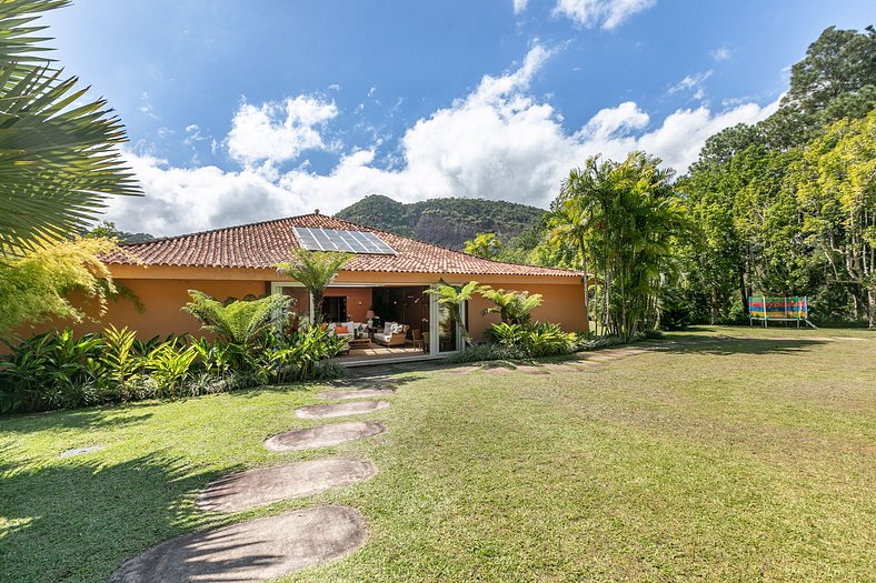 Hermosa villa de lujo en Itaipava - Ita004