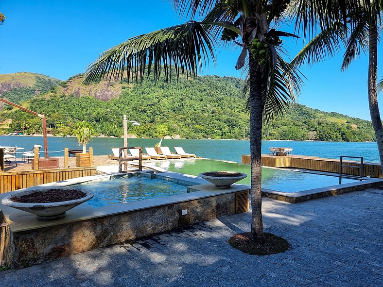 Île luxueuse à Angra dos Reis - Ang014