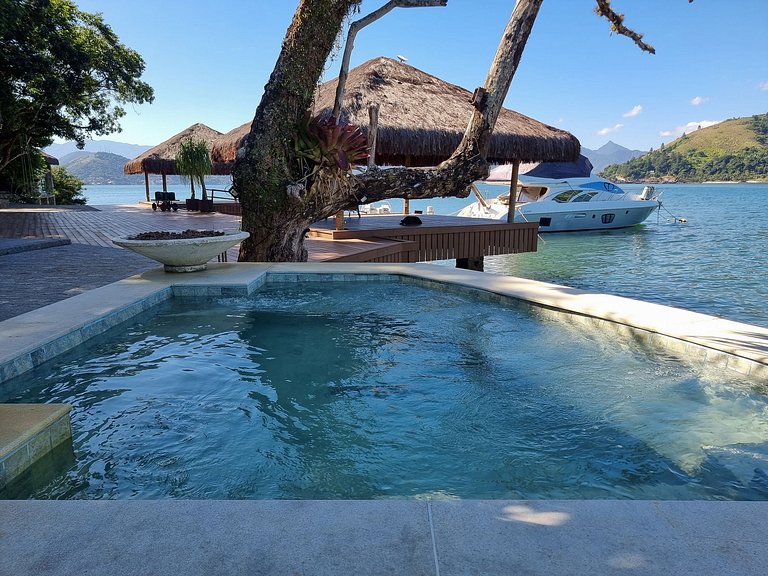 Île luxueuse à Angra dos Reis - Ang014