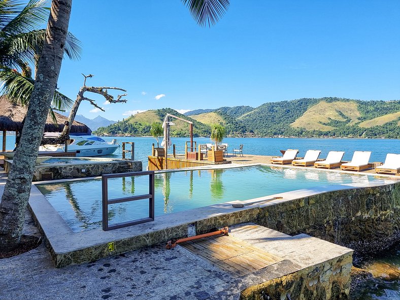 Île luxueuse à Angra dos Reis - Ang014