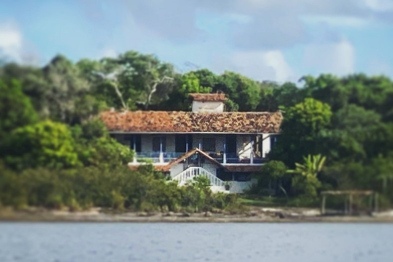 Impresionante propiedad con múltiples edificios en Marau - B