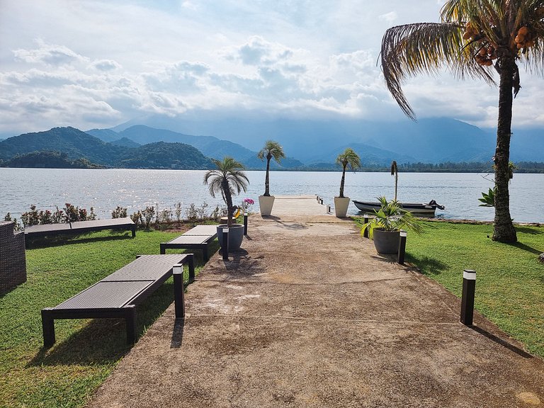 Linda casa em Angra dos Reis - Ang018