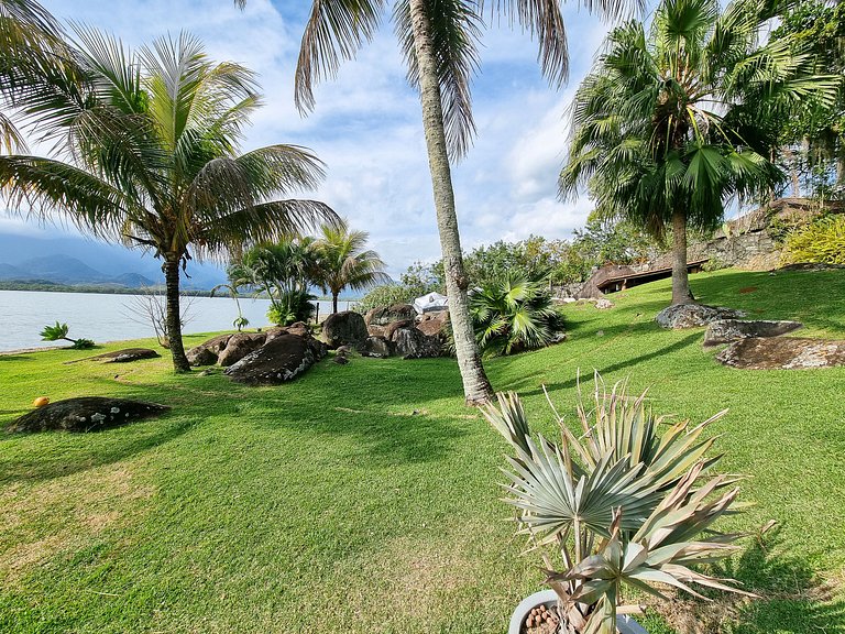 Linda casa em Angra dos Reis - Ang018