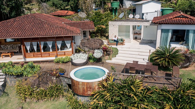 Linda casa em Angra dos Reis - Ang018