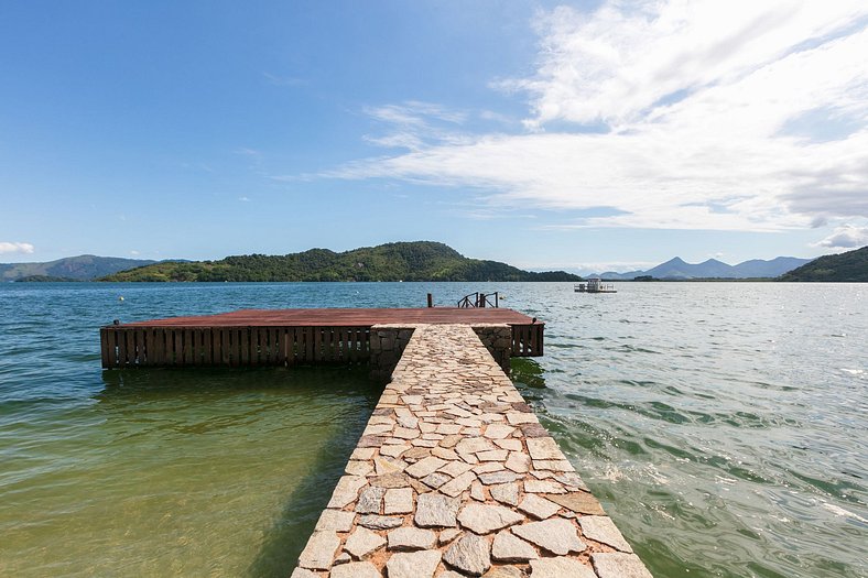 Linda mansão frente mar em Angra dos Reis de 9 Suites - Ang0