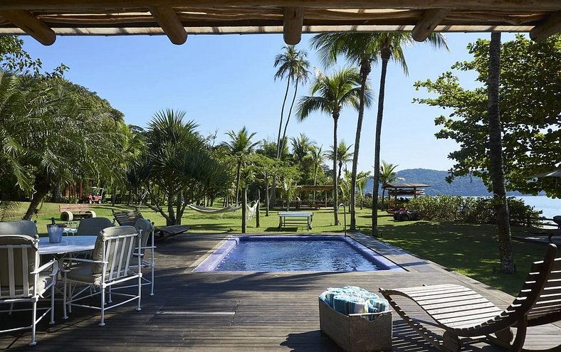 Luxury island villa in Ilha Grande - Ang008