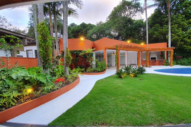 Luxury mansion in Alto de Pinheiros - Apn001