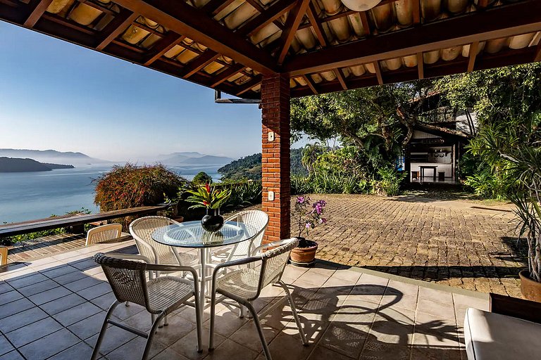 Maison au sommet de la colline à Angra dos Reis - Ang015