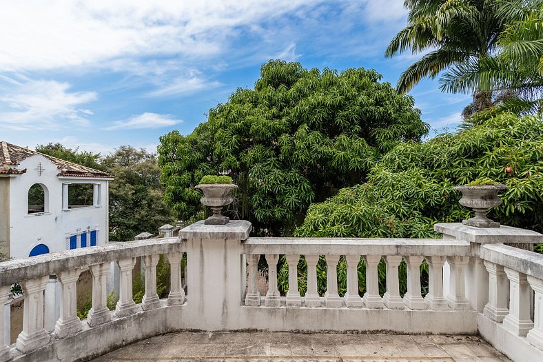 Manoir historique à Santa Teresa - San008