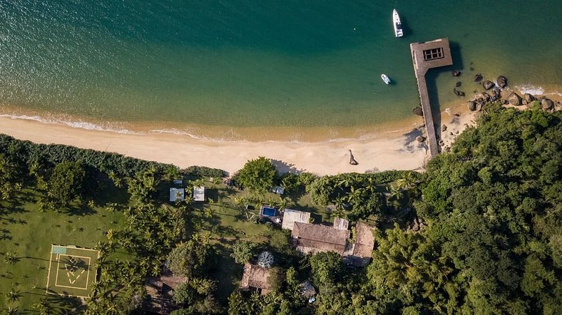 Mansão de 10 suítes em Ilha Grande - Ang008