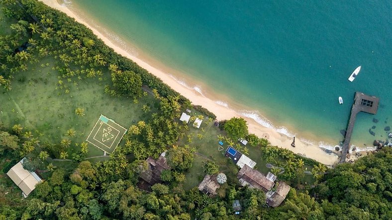 Mansão de 10 suítes em Ilha Grande - Ang008