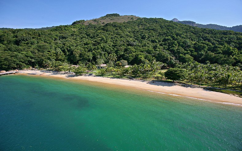 Mansão de 10 suítes em Ilha Grande - Ang008