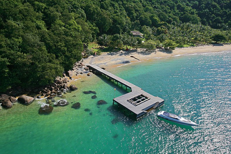 Mansão de 10 suítes em Ilha Grande - Ang008