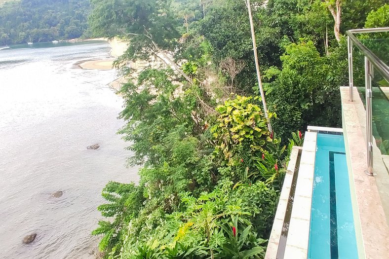 Mansão frente mar em Angra dos Reis - Ang040