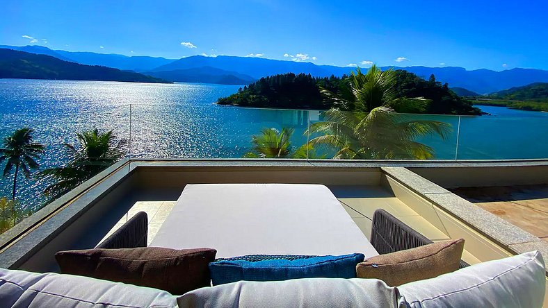 Modern house by the sea in Angra dos Reis - Ang017